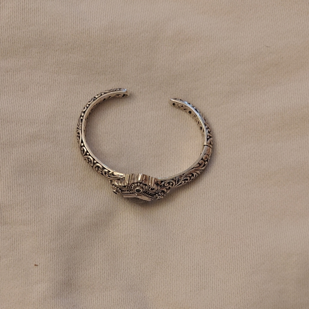 SARDA Intricate Silver Cuff Bracelet